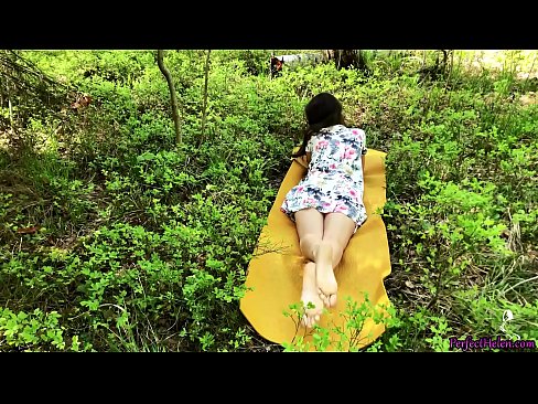❤️ Un străin de pe Tinder îmi masturbează păsărica și o fute cu pasiune în pădure ️  at ro.mailkassa.ru